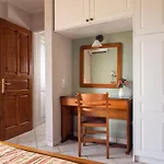 Maria Hotel